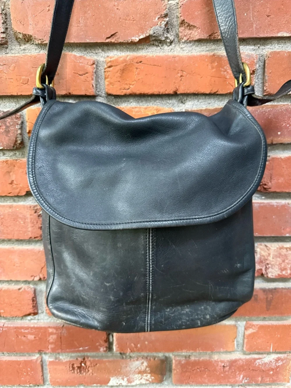 Vintage Coach Whitney Black Leather Flap Shoulder Bag Style 4115